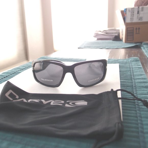 CARVE WRAP NEW POLARIZED SUNGLASSES- CONTENDER - Picture 3 of 5